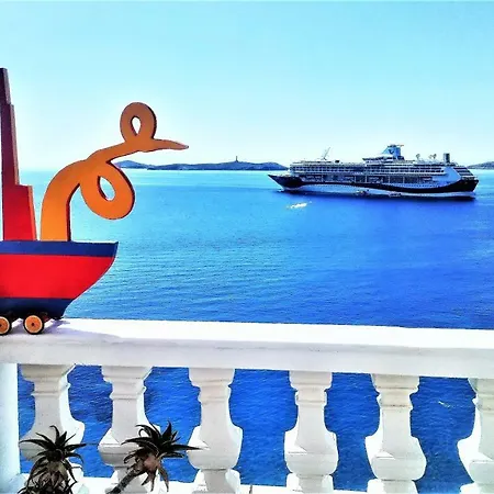 Thalassographia Syros Vila Ermupoli